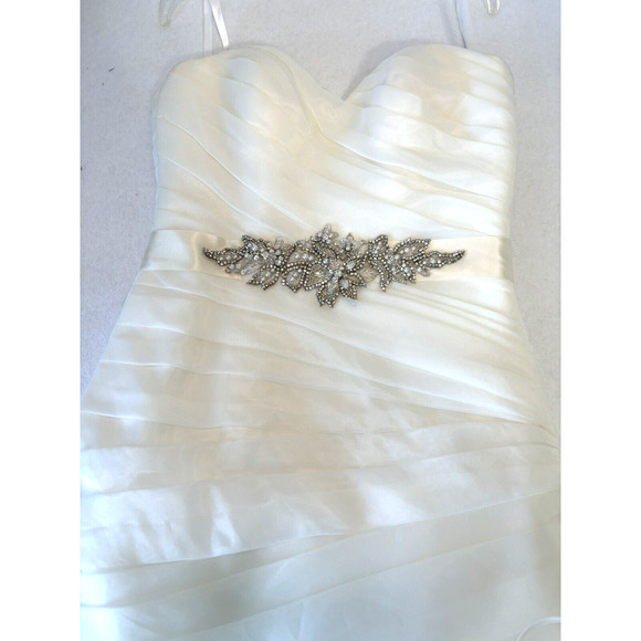 Ivory Wedding Gown Dress Swarovski Crystal Sash 8966 Size 4/6 Allure Bridals‎ - Picture 3 of 13